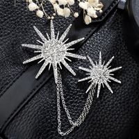 Simple Style Leaf Number Alloy Inlay Zircon Unisex Brooches main image 3