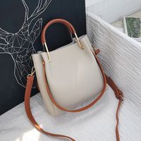 Women's Large All Seasons Pu Leather Classic Style Shoulder Bag main image 4