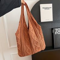 Women's Medium Spring&summer Knit Streetwear Shoulder Bag main image 1