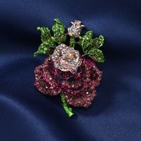 Elegante Retro Señora Flor Aleación Embutido Diamantes De Imitación Mujeres Broches main image 4