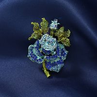 Elegante Retro Señora Flor Aleación Embutido Diamantes De Imitación Mujeres Broches sku image 2