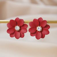 1 Pair Modern Style Flower Stoving Varnish Inlay Iron Rhinestones Ear Studs main image 4