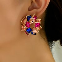 1 Pair Luxurious Shiny Square Plating Inlay Alloy Rhinestones Glass Stone Zircon 18K Gold Plated Ear Studs main image 4
