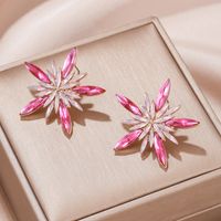 1 Pair Luxurious Shiny Pentagram Inlay Arylic Alloy Artificial Gemstones Ear Studs main image 4