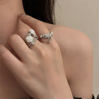 Elegant Romantic Rose Artificial Pearls Alloy Wholesale Rings main image 4
