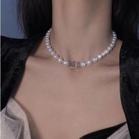 Collares Colgantes De Aleación De Perlas De Mariposa Con Forma De Corazón De Moda Para Mujer sku image 4