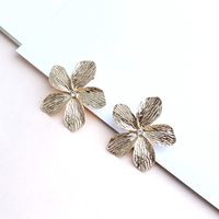 1 Paar Ig-stil Blütenblatt Überzug Inlay Legierung Strasssteine Vergoldet Ohrstecker main image 6