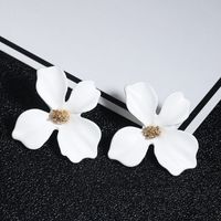 1 Pair Modern Style Flower Plating Alloy Ear Studs sku image 4