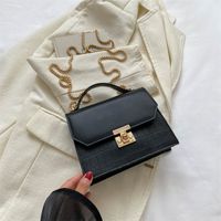 Women's Medium Pu Leather Solid Color Streetwear Square Lock Clasp Shoulder Bag Crossbody Bag Chain Bag sku image 1