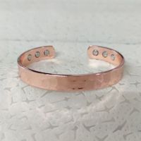 Retro Streetwear Solid Color Copper Magnetic Men's Bangle main image 1