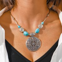 Retro Geometric Alloy Plating Women's Pendant Necklace main image 6