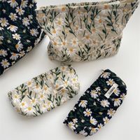 Frau Alle Jahreszeiten Baumwolle Blume Elegant Quadrat Reißverschluss Kosmetiktasche Quadratische Tasche main image 3