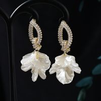 1 Pair Sweet Flower Inlay Copper Artificial Gemstones Drop Earrings sku image 1
