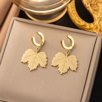 1 Pair Vintage Style Maple Leaf Plating Titanium Steel 18k Gold Plated Earrings main image 1