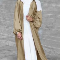 Les Femmes Musulmanes Transfrontalières Portent Satin Puff Sleeve Robe Moyen-orient Dubaï Cardigan Élégant Intérieur Longue Jupe Swing Contenant La Ceinture main image 2
