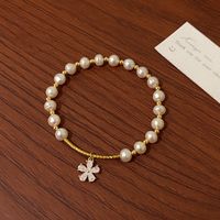 Casual Bear Flower Freshwater Pearl Copper Plating Inlay Zircon Gold Plated Bracelets sku image 3
