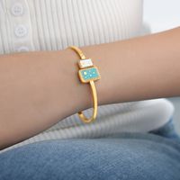 Roche Vêtement De Rue L'oeil Du Diable Acier Au Titane Plaqué Or 18k Turquoise Bracelet En Masse sku image 17