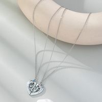 Estilo Coreano Delfín Forma De Corazón Acero Inoxidable Aleación Embutido Diamantes De Imitación Pareja Collar Colgante main image 1
