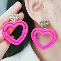1 Pair Simple Style Heart Shape Spray Paint Hollow Out Arylic Drop Earrings main image 1