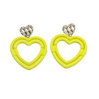 1 Pair Simple Style Heart Shape Spray Paint Hollow Out Arylic Drop Earrings main image 3