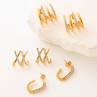 1 Pair Streetwear Paw Print Plating Inlay Stainless Steel Artificial Pearls Artificial Diamond 24k Gold Plated Ear Studs main image 1