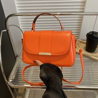 Women's Pu Leather Solid Color Elegant Classic Style Square Flip Cover Shoulder Bag Handbag Crossbody Bag main image 4