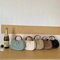 Women's Medium All Seasons Pu Leather Elegant Basic Cloud Shape Bag Handbag main image 1