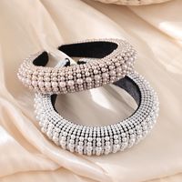 Simple Style Solid Color Cloth Inlay Pearl Hair Band main image 1