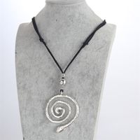 Retro Round Alloy Plating Silver Plated Women's Pendant Necklace sku image 2
