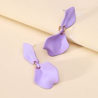 1 Pair Elegant Streetwear Petal Spray Paint Resin Zinc Alloy Drop Earrings sku image 2