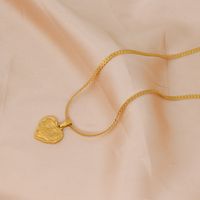 Acero Inoxidable 304 Chapados en oro de 18k Básico Forma De Corazón Collar Colgante main image 2