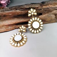1 Pair Classical Retro Round Plating Inlay Alloy Turquoise Shell Gold Plated Drop Earrings main image 2