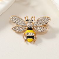 Simple Style Classic Style Bee Alloy Inlay Artificial Diamond Women's Brooches main image 1