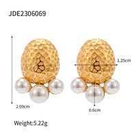 1 Pair Elegant Classic Style Oval Hammer Pattern Plating Inlay Stainless Steel Artificial Pearls 18k Gold Plated Earrings sku image 1