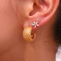 1 Pair Vintage Style Solid Color Plating Stainless Steel 18k Gold Plated Ear Studs main image 2