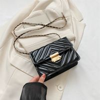 Women's Small Pu Leather Solid Color Elegant Vintage Style Square Flip Cover Shoulder Bag Crossbody Bag Chain Bag sku image 1