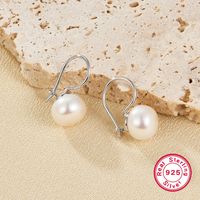 1 Paire Style Simple Rond Placage Incruster Argent Sterling Perles Artificielles Or Blanc Plaqué Boucles D'oreilles main image 3