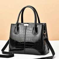 Women's Large Pu Leather Solid Color Elegant Basic Square Zipper Shoulder Bag Handbag Crossbody Bag main image 4