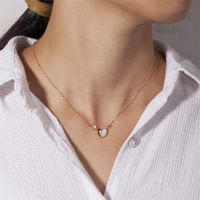 Einfacher Stil Herzform Krone Kupfer Überzug Rosengoldbeschichtet Halskette Mit Anhänger main image 1