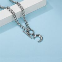 Simple Style Classic Style Moon Stainless Steel Pendant Necklace In Bulk main image 3
