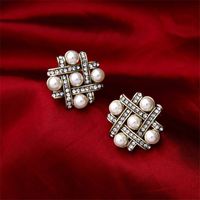1 Pair Simple Style Square Inlay Alloy Pearl Zircon Gold Plated Ear Studs main image 2