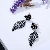 1 Pair Ig Style Leaves Flower Spray Paint Plating Inlay Alloy Rhinestones Gold Plated Drop Earrings main image 1