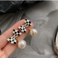 1 Pair Simple Style Round Inlay Alloy Pearl Zircon Drop Earrings sku image 37
