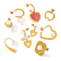 1 Pair Elegant Luxurious Queen Heart Shape Plating Inlay Alloy Artificial Pearls 18k Gold Plated Drop Earrings Ear Studs main image 6