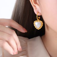 1 Pair Elegant Luxurious Queen Heart Shape Plating Inlay Alloy Artificial Pearls 18k Gold Plated Drop Earrings Ear Studs sku image 13