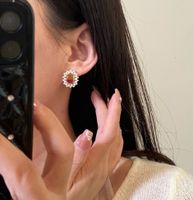 1 Paire Élégant Rétro Géométrique Placage Incruster Le Cuivre Perles Artificielles Zircon Boucles D'oreilles main image 3