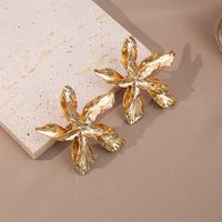 1 Pair Vintage Style Simple Style Roman Style Star Irregular Plating Three-dimensional Alloy Gold Plated Ear Studs main image 2