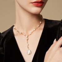 Elegant Lady Geometric Freshwater Pearl Copper Pendant Necklace In Bulk sku image 1