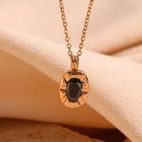 Classic Style Round Stainless Steel Plating Zircon 18k Gold Plated Pendant Necklace main image 1