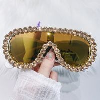 Hip Hop Einfarbig Pc Speziell Geformter Spiegel Eingelegter Zirkon Vollbild Sonnenbrille Der Frauen main image 4